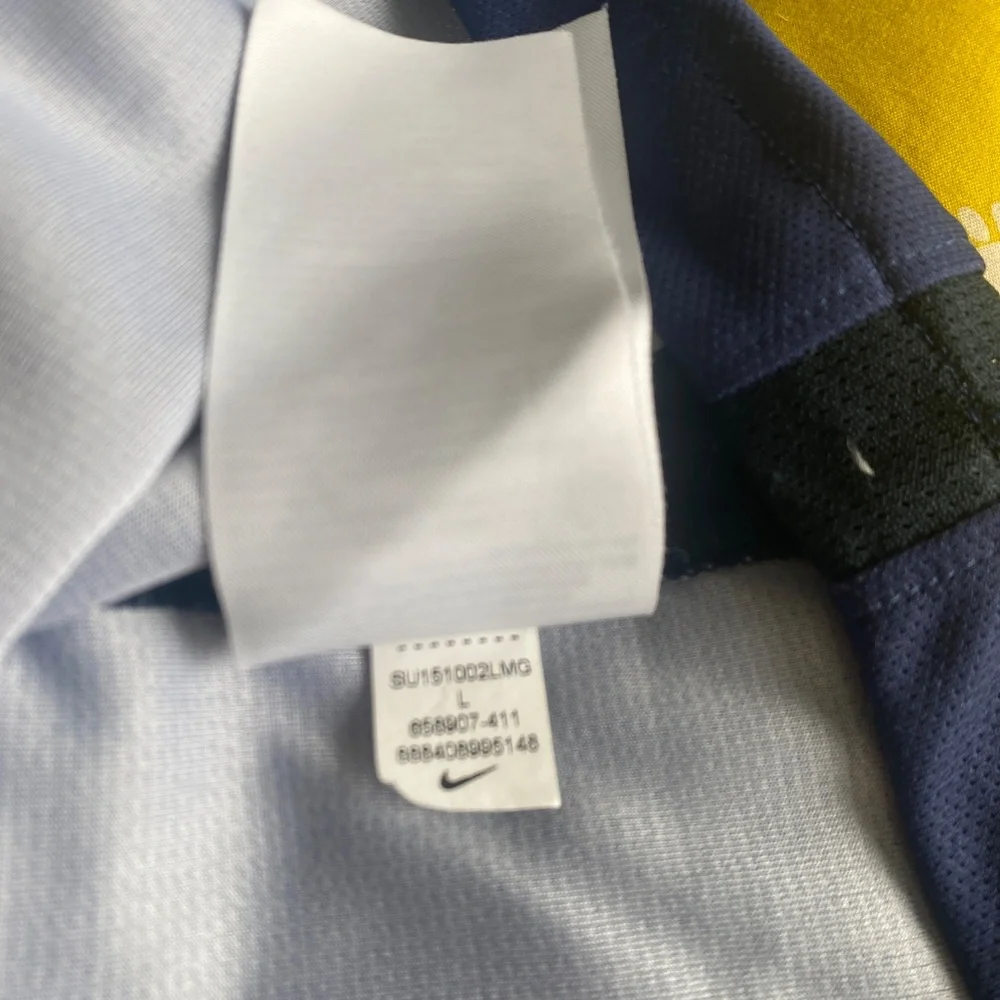 Nike L Paris Saint-Germain (PSG) 2015 -2016 Ibrahimović 10 Jersey - Picture 14 of 14